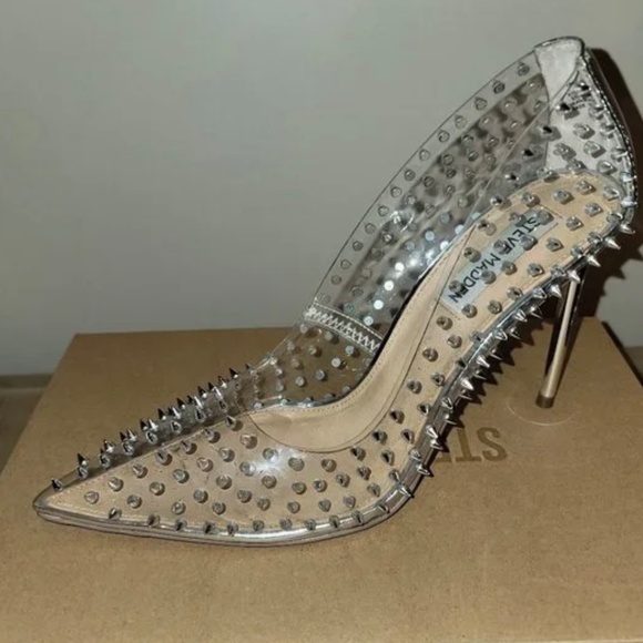 NEW- Steve Madden Clear / Silver Spiked Stiletto Pumps ***6.5 - Picture 5 of 15